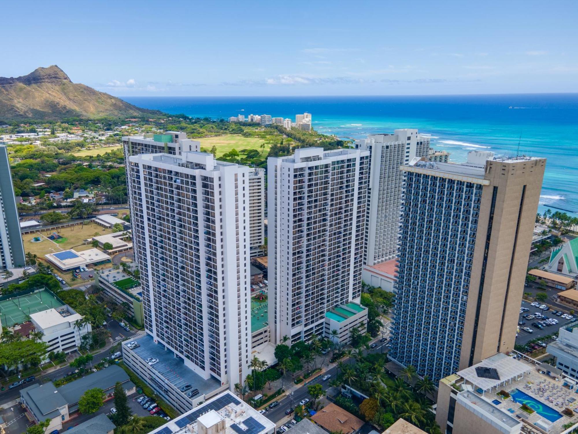 Great Ocean View Condo, Near Beach With Free Parking! โฮโนลูลู ภายนอก รูปภาพ