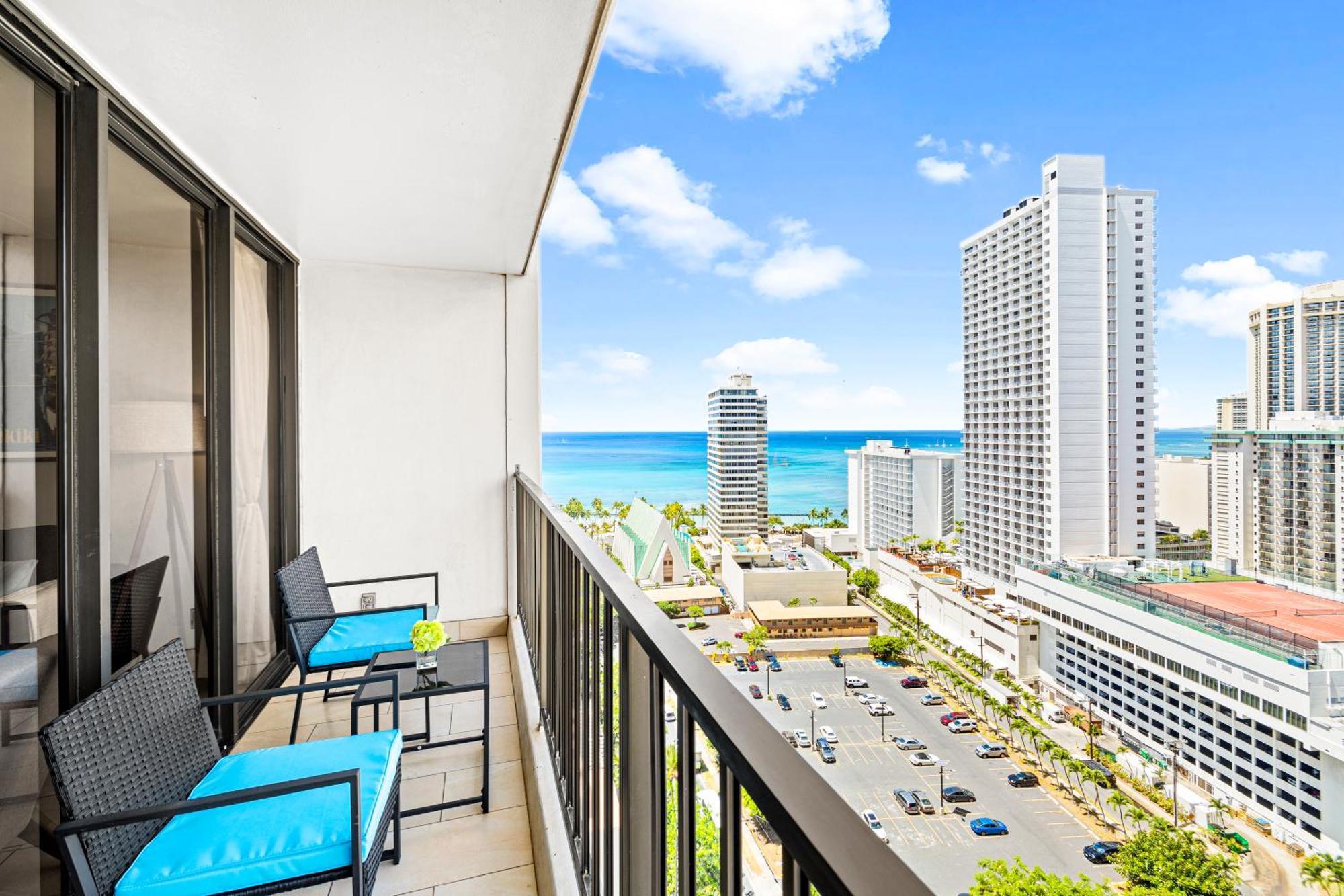 Great Ocean View Condo, Near Beach With Free Parking! โฮโนลูลู ภายนอก รูปภาพ